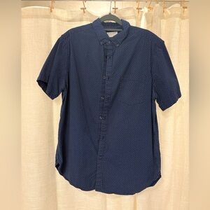3/$25 Denim and flower, slim fit button up